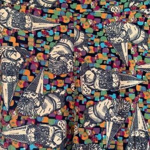 LuLaRoe gnome tc leggings